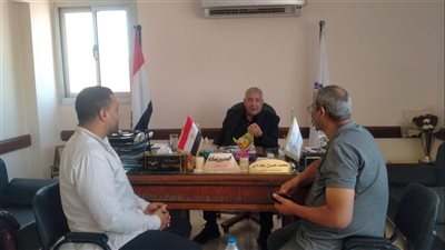 وكيل وزارة التضامن الاجتماعي بقنا يناقش خطة مكافحة وعلاج الادمان