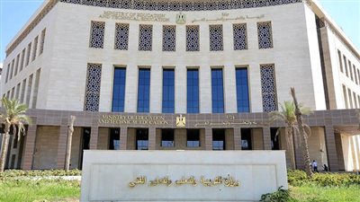 التعليم تفجر مفاجأة حول نتائج طلاب مدرسة فاقوس
