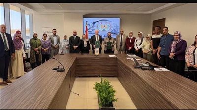 نقل الكهرباء توقع عقد إنشاء خطوط هوائية لربط محولات كيميت السخنة بالشبكة القومية