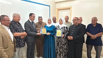 وفد الغربية يكرم أوائل الثانوية الأزهرية في 