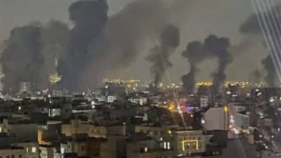 عاجل| دوي انفجارات عنيفة في بوشهر وأنباء عن استهداف مواقع عسكرية إيرانية