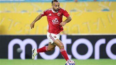 الأهلي يخفي ودية لافيينا.. وعموتة يحسم قائمة الراحلين