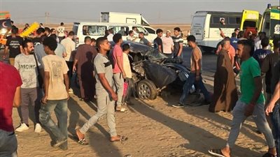 إصابة 16 عاملًا في تصادم ملاكي وربع نقل بطريق الفيوم القاهرة 
