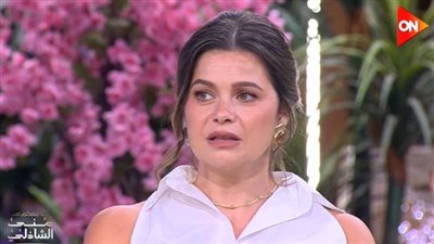 يسرا اللوزي تكشف كواليس زيارتها لطبيبة نفسية