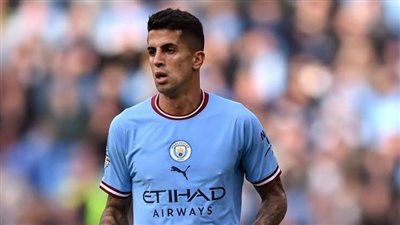 موقف الهلال يشعل صفقة كانسيلو.. وبرشلونة يترقب الحسم