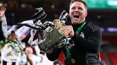إيدي هاو يرحل عن تدريب نيوكاسل يونايتد.. ماتياس يايسله الأقرب لخلافته