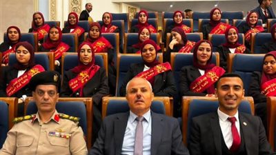 رئيس جامعة قناة السويس ووفد طلابي يشاركون في المؤتمر العلمي الدولي السادس للاتصالات بالأكاديمية العسكرية المصرية