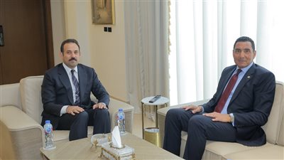 وزير الرياضة والمدير التنفيذي لجهاز مستقبل مصر يبحثان تعزيز التكامل المؤسسي 