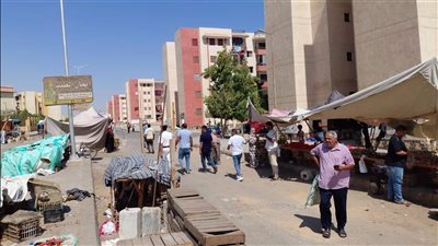 «اللوتس» تستعيد انضباطها.. سوق حضاري جديد ينهي عشوائية الباعة بالعاشر