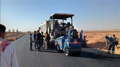 طرق العاشر تتغير.. أعمال تطوير تواكب التوسع العمراني والصناعي