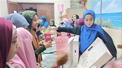 معرض لمنتجات نادي الفتاة بمركز شباب كوم بلال بنقادة
