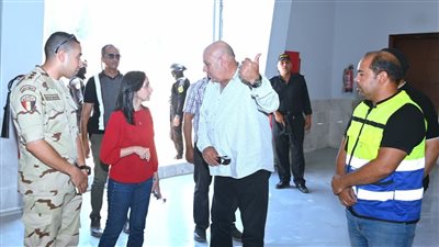 محافظ البحيرة تتفقد مستشفتى غرب النوبارية و وادي النطرون 