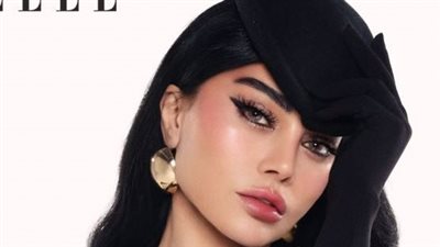 هيفاء وهبي تضئ تايمز سكوير بنويورك بإطلالة كلاسيكية 