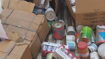 ضبط 400 عبوة بويات ودهانات منتهية الصلاحية بالفيوم 
