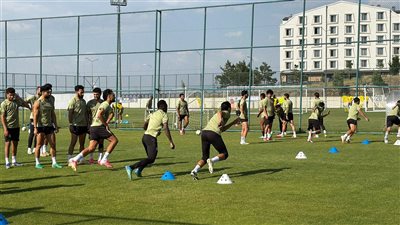 تشكيل بيراميدز في مواجهة العربي الكويتي