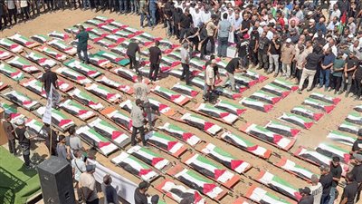 غزة تودع 112 شهيدًا بعد ثلاث سنوات تحت ركام الإبادة الصهيونية 