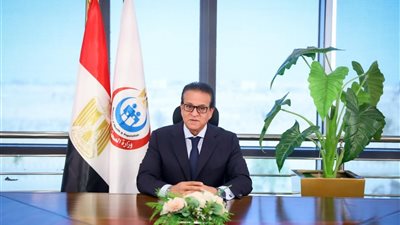قرار وزاري بشأن الشروط والضوابط المنظمة لتجديد ترخيص مزاولة مهنة الطب (تفاصيل)