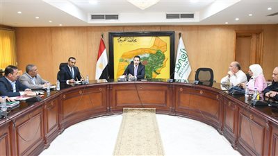 الفيوم تتابع إجراءات طرح مشروعات الخطة الاستثمارية