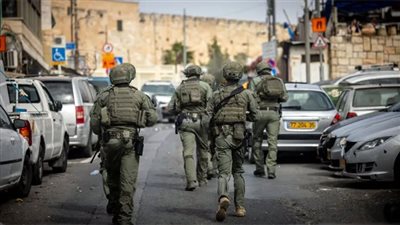 الاحتلال الإسرائيلي يواصل اقتحام مخيم قلنديا شمال القدس المحتلة ويعتدي على الصحفيين