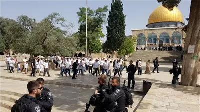 ملك الأردن يدعو لتحرك عربي إسلامي موحد لوقف التصعيد الإسرائيلي في القدس
