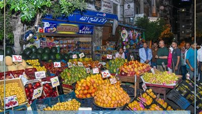 المانجو تفرض حضورها في الأسواق.. تعرف على أسعار الخضراوات والفاكهة اليوم