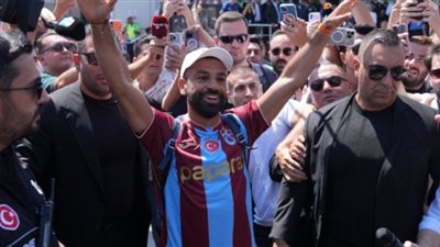 تكرار لتجربة مارادونا.. ناقد رياضي يكشف سبب انضمام محمد صلاح لطرابزون التركي
