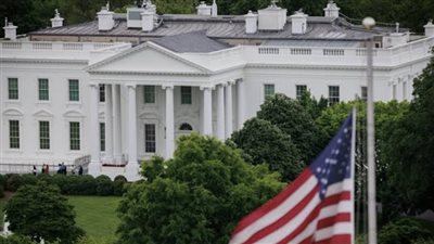 ترامب يعلن الإشراف على تشييد مجمع عسكري سري تحت البيت الأبيض