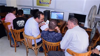 جامعة سوهاج تفتح أبوابها لطلاب الثانوية العامة فى أولى أيام المرحلة الأولى للتنسيق الإلكتروني