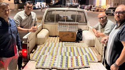ضبط 600 علبة سجائر مجهولة المصدر قبل بيعها بالفيوم 