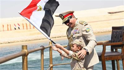أسامة ربيع: قناة السويس الجديدة رفعت القدرة الاستيعابية للمجرى الملاحي