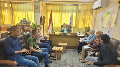 وكيل وزارة الصحة بقنا يعقد أول اجتماعاته مع عدد القيادات الفنية والإدارية