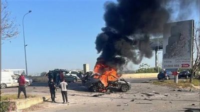 إعلام لبناني: مسيرة إسرائيلية ألقت قنبلة مستهدفة جرافة للجيش 