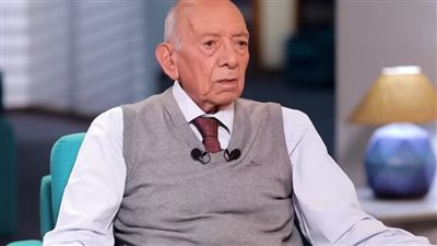 جامعة المنصورة تنفي ما تردد عن وفاة رائد زراعة الكلى الدكتور غنيم