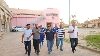 رئيس مياه البحيرة يتفقد محطة كفر الدوار