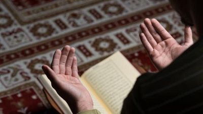 دعاء الحزن والضيق.. أدعية نبوية تريح القلب وتعين على تجاوز الهم