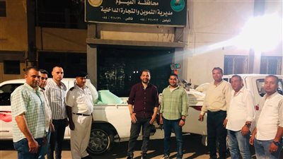 ضبط مخزن لنخل وتعبئة الدقيق المدعم بمزرعة دواجن بالفيوم 