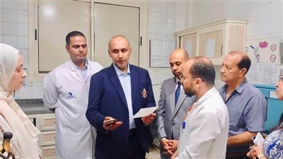 وكيل وزارة الصحة بالاسكندرية فى اول زيارة مفاجئة يتفقد مستشفى راس التين 