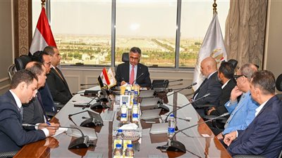 وزير التموين يبحث إحكام الرقابة على تداول المشغولات الذهبية والتأكد من مطابقتها للمواصفات
