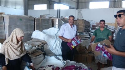 ضبط 165.8 طن منظفات مغشوشة داخل مخزن بدون ترخيص ببلبيس