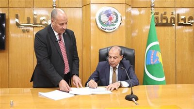 محافظ المنيا يعتمد نتيجة الدور الثاني للشهادة الإعدادية بنسبة نجاح 89.17%