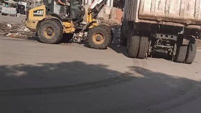  رفع 929 طنًا من بؤر المخلفات والتراكمات في يوم واحد بمراكز ومدن  الغربية