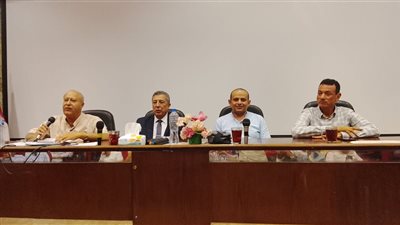 تعليم البحيرة تناقش الاستعدادات للعام الدراسي الجديد 