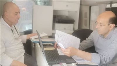 حملات لتجميل شوارع الأزبكية وتعريف المواطنين بتيسيرات قانون المحال لترخيص النشاط