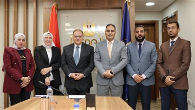 رئيس هيئة الدواء المصرية يستقبل شعبة محرري الصحة بنقابة الصحفيين 