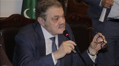 رئيس الوفد يعيد  تشكيل اتحاد العمال الوفديين