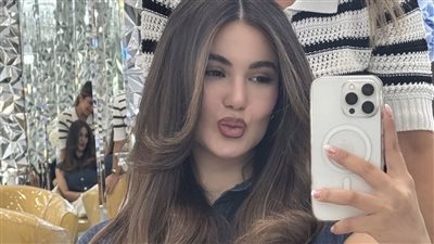 هدى الاتربي تخطف الأنظار بأحدث ظهور لها بلوك جديد 