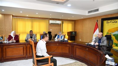 محافظ الفيوم يوجه بتوفير مساعدات عاجلة لمسن مريض من الأولى بالرعاية