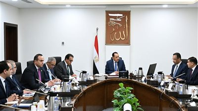 رئيس الوزراء يُتابع مستجدات الموقف التنفيذي لميكنة منظومة التأمين الصحي الشامل