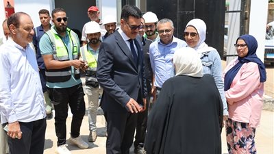 رئيس مياه القليوبية يتابع أعمال تنفيذ الوصلات المنزلية بقرية السيفا 