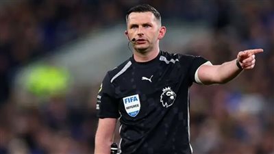 قوانين جديدة تهز كرة القدم في الموسم الجديد..VAR والوقت بدل الضائع والتبديلات تحت المجهر
